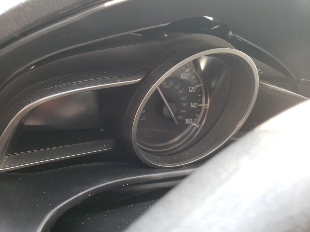 2017 Mazda 3 - Image 9