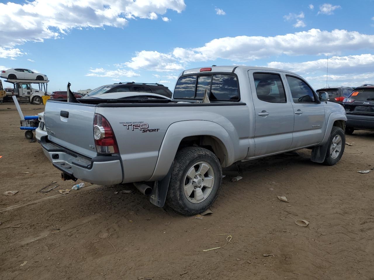 2011 Toyota Tacoma - Image 3