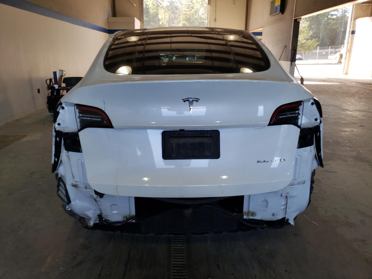 2021 Tesla Model Y VIN: 5YJYGDEE6MF065212 Lot: 74526654