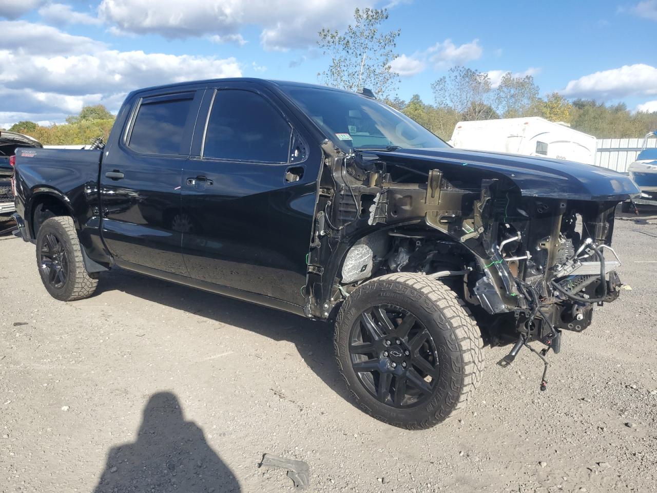 2021 Chevrolet Silverado - Image 4