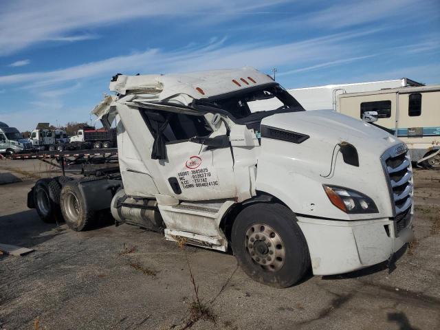 2020 Freightliner Cascadia 116 