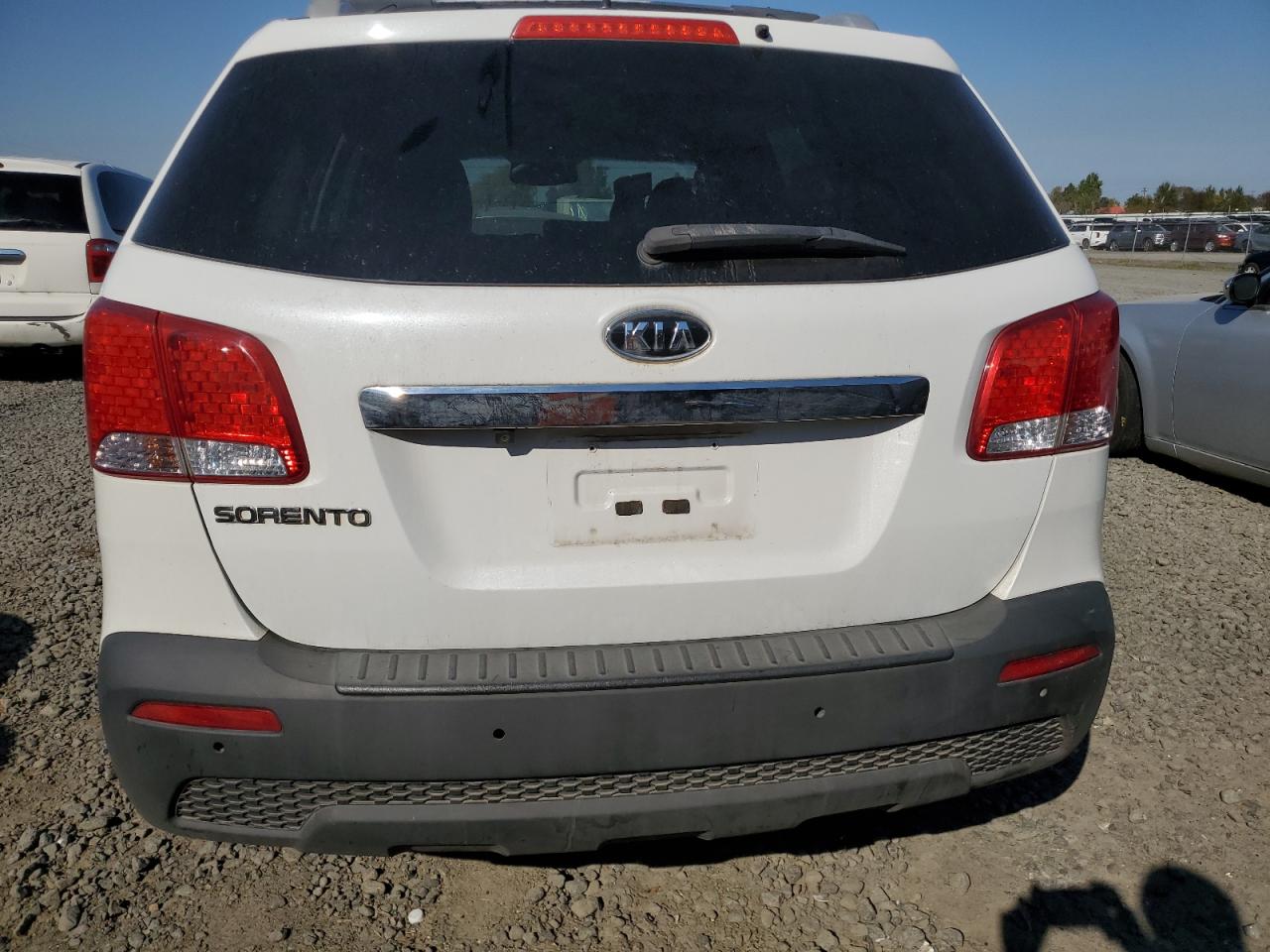 5XYKT3A64CG307156 2012 Kia Sorento Base