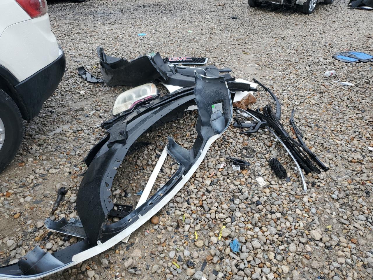 2012 GMC Acadia - Image 15