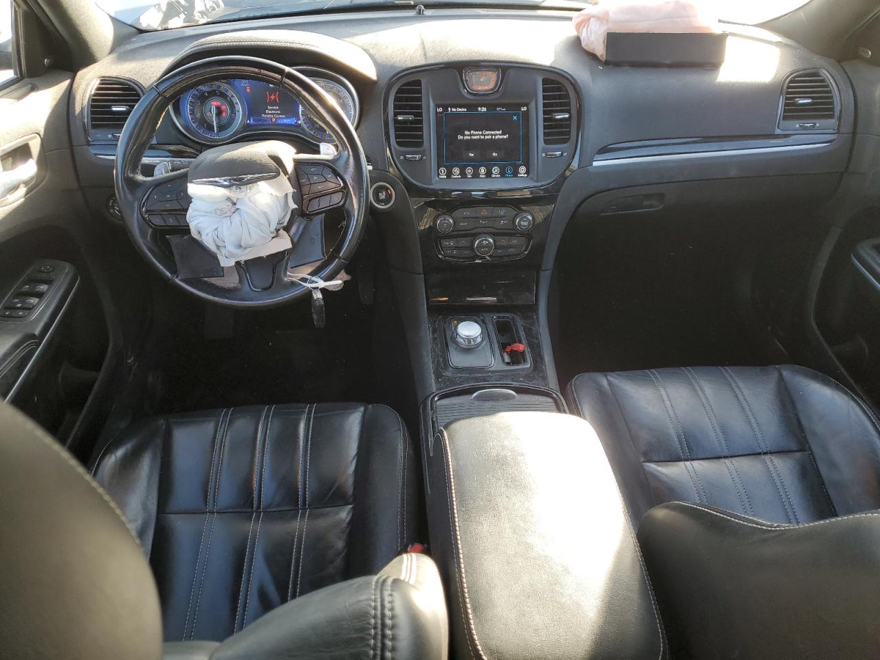 2021 Chrysler 300 - Image 8