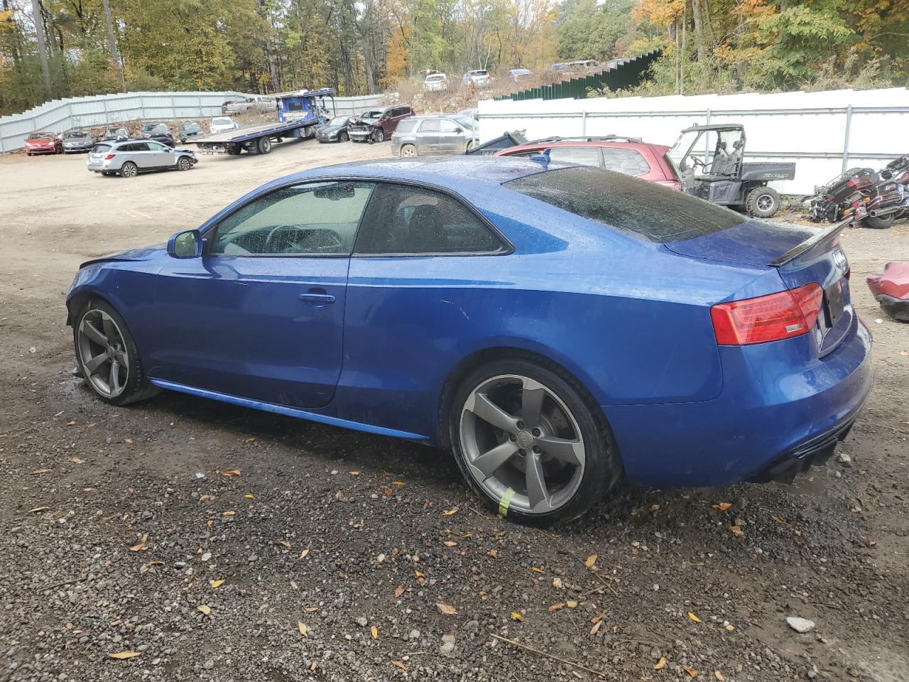 WAUCGAFR1FA037773 2015 AUDI RS5 - Image 2