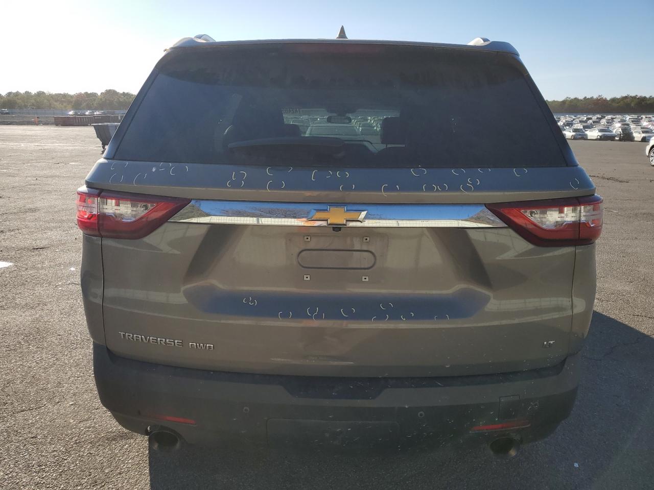 2018 Chevrolet Traverse Lt VIN: 1GNEVGKWXJJ125446 Lot: 74240244