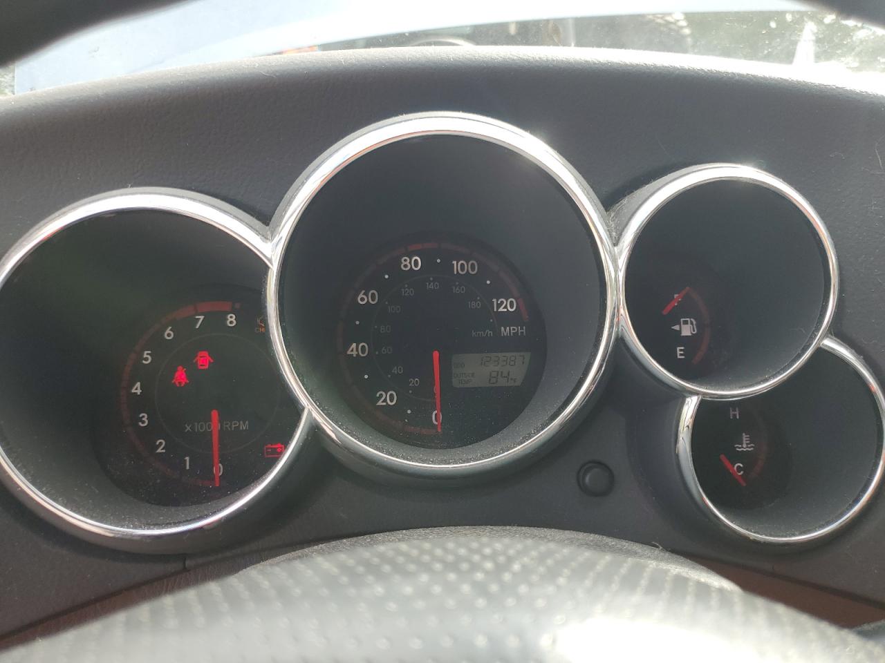 2005 Toyota Corolla Matrix Xr VIN: 2T1KR32E95C400225 Lot: 76734544