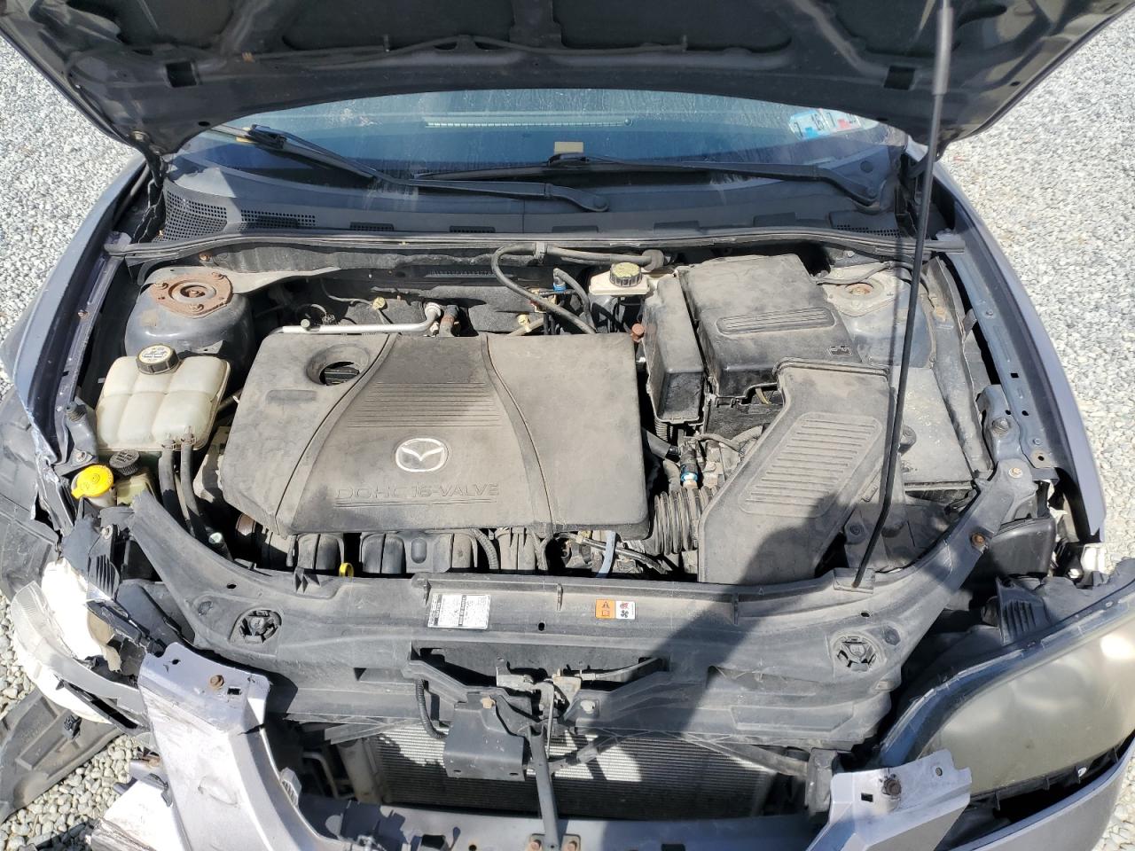 JM1BK12F251337703 2005 Mazda 3 I