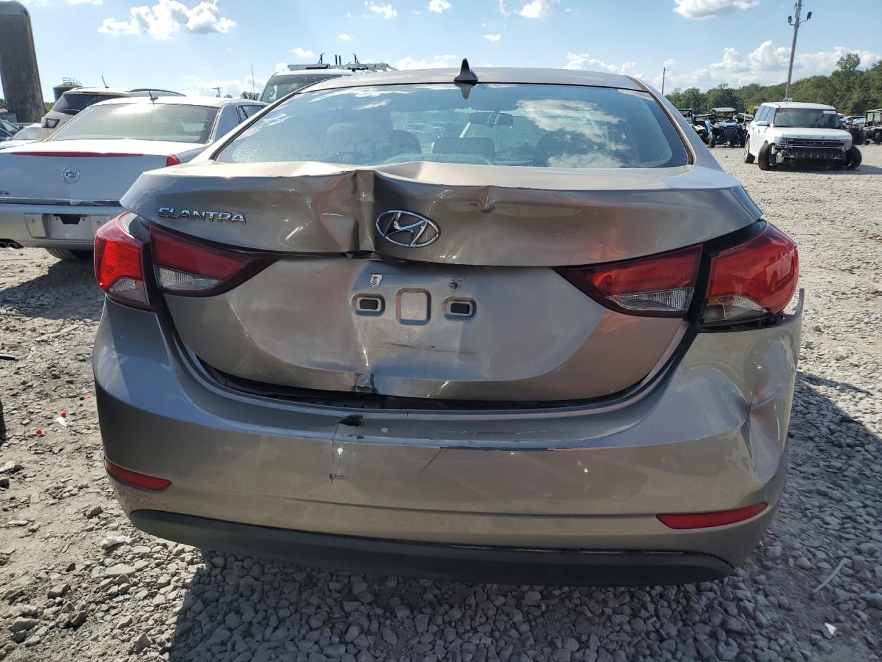 2015 Hyundai Elantra - Image 6