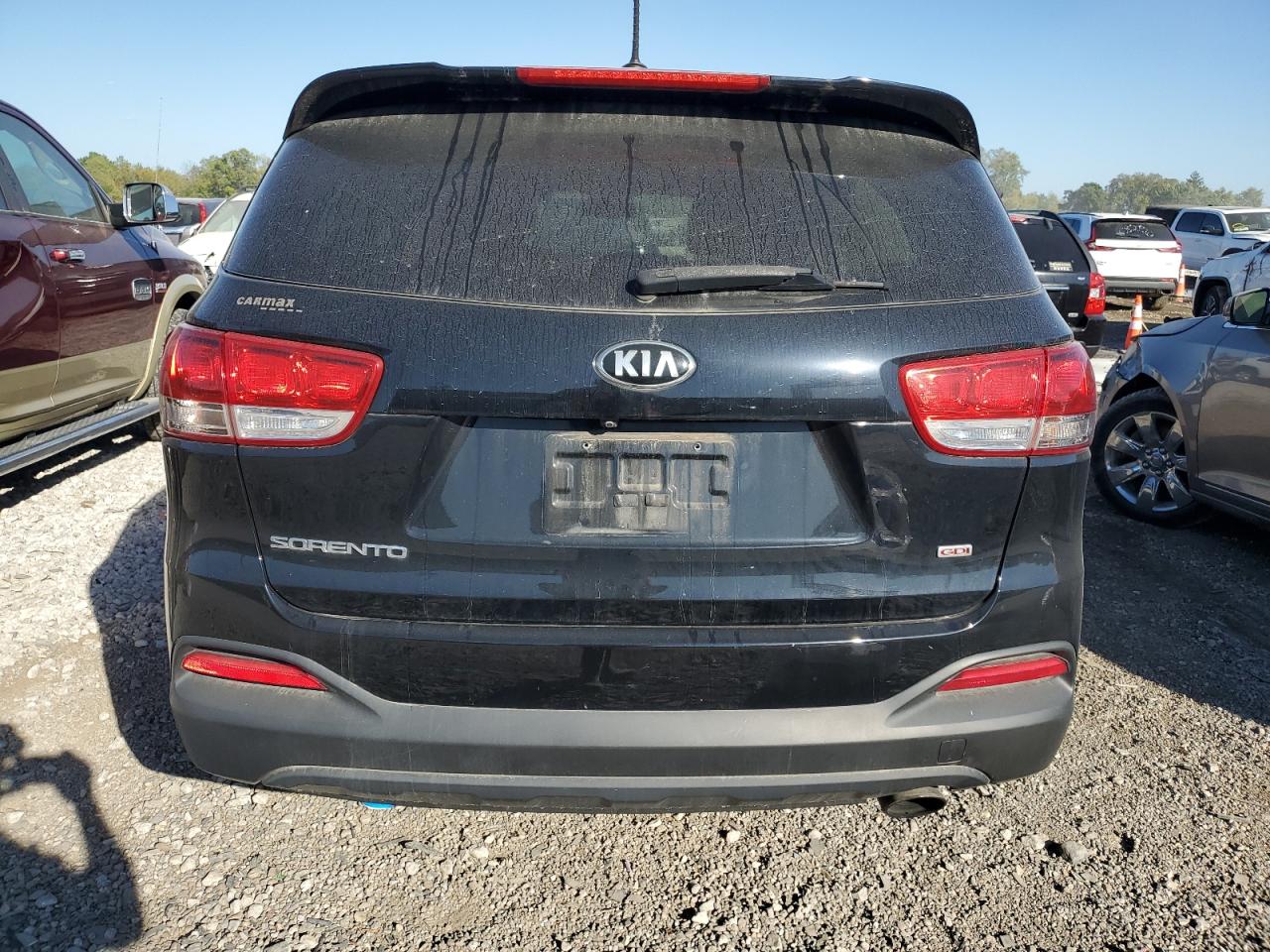 5XYPG4A31HG245700 2017 Kia Sorento Lx