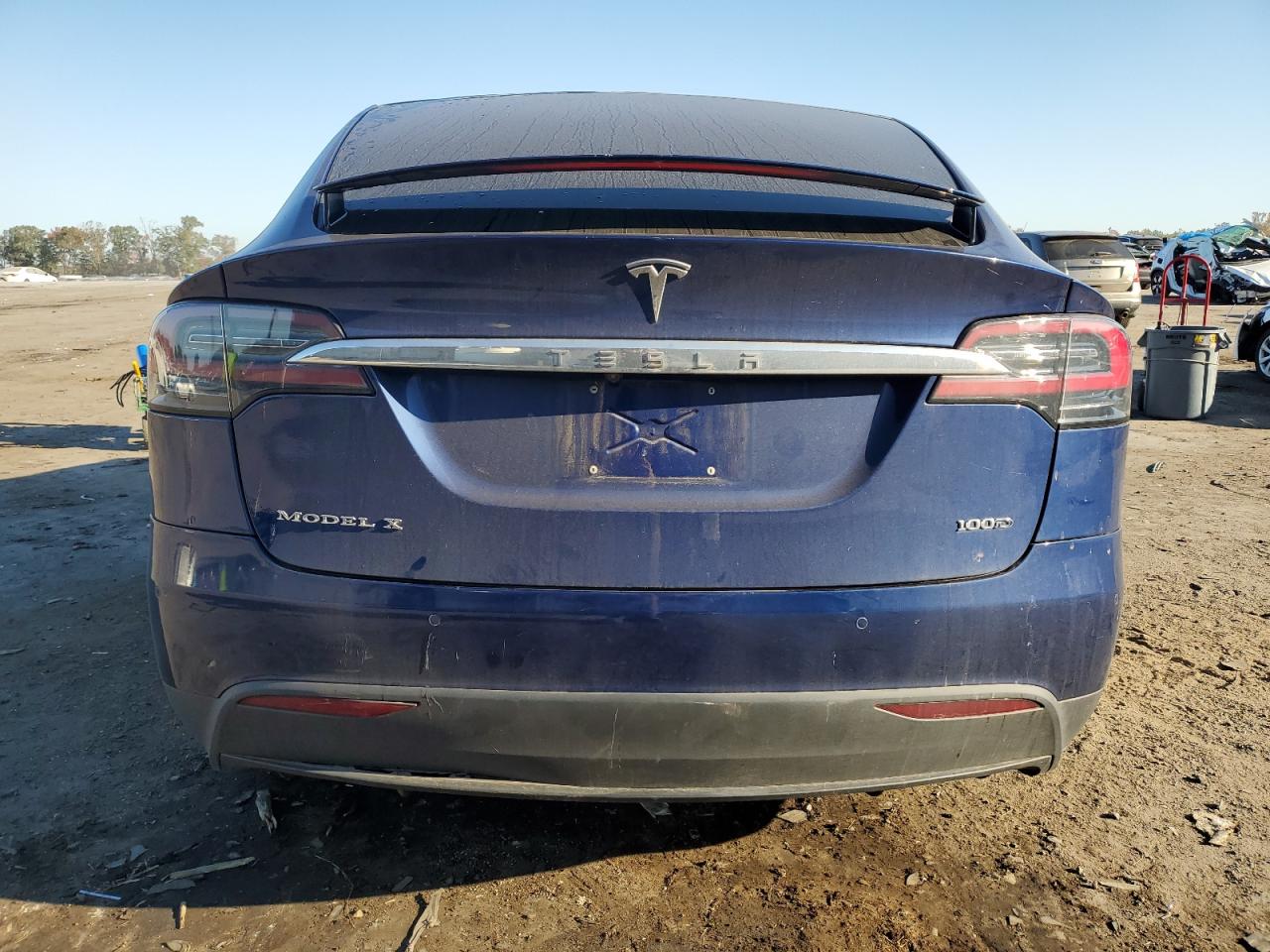 2018 Tesla Model X VIN: 5YJXCAE24JF140822 Lot: 76200534