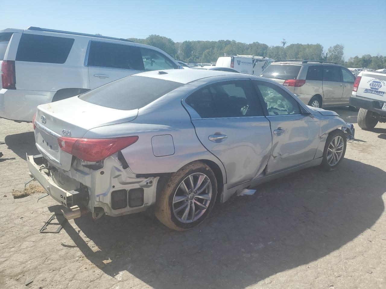 2014 Infiniti Q50 - Image 3