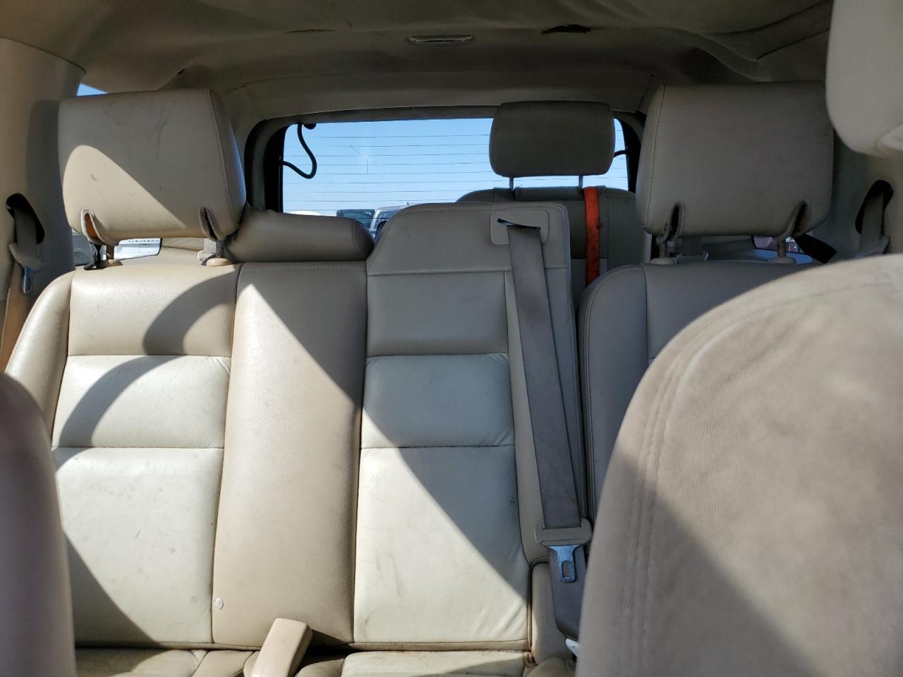 2006 Ford Explorer - Image 10