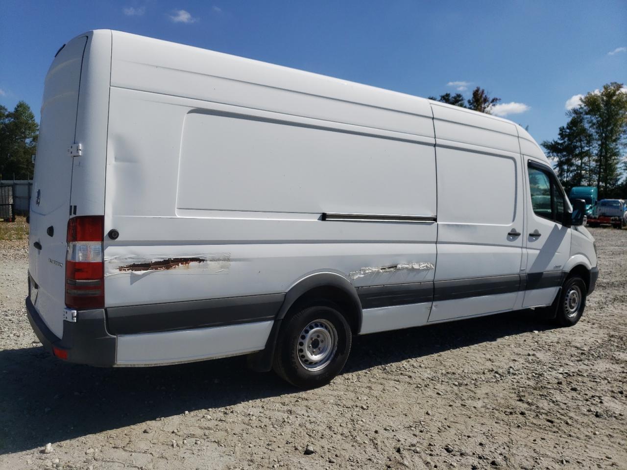 VIN WD3PE8DC6F5980049 2015 MERCEDES-BENZ SPRINTER no.3