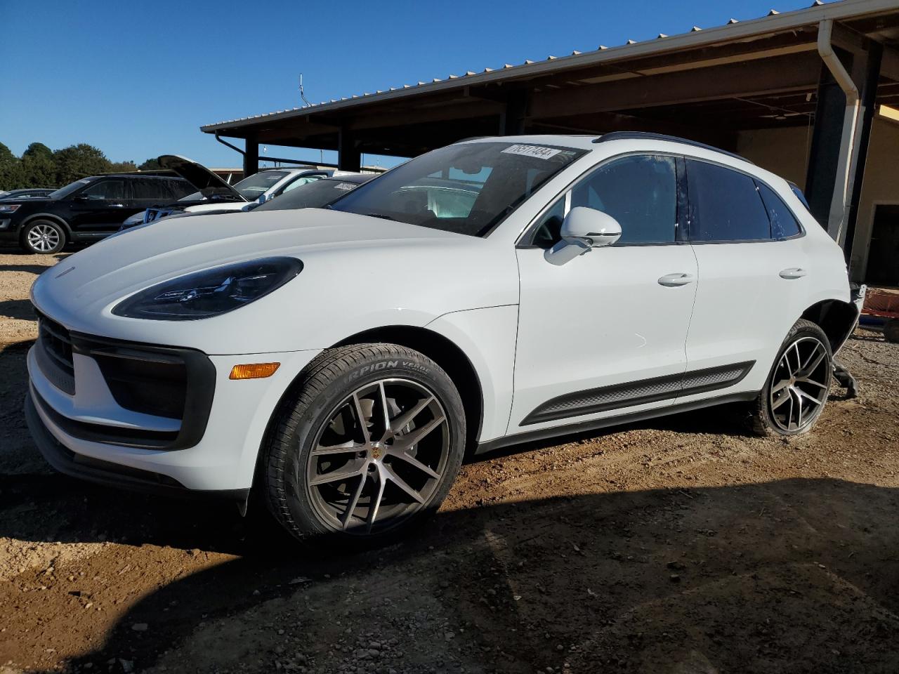 2024 Porsche Macan Base VIN: WP1AA2A54RLB21146 Lot: 76517484