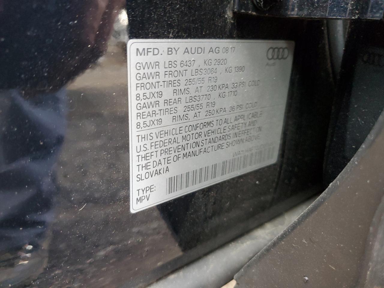 WA1LHAF72JD011487 2018 Audi Q7 Premium Plus