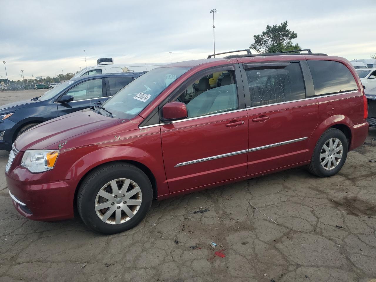 2014 Chrysler Town & Country - Image 1