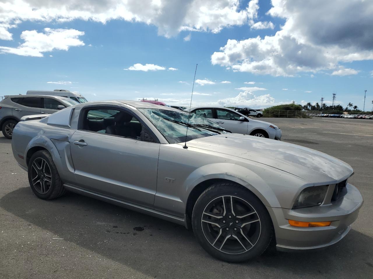 2008 Ford Mustang - Image 4