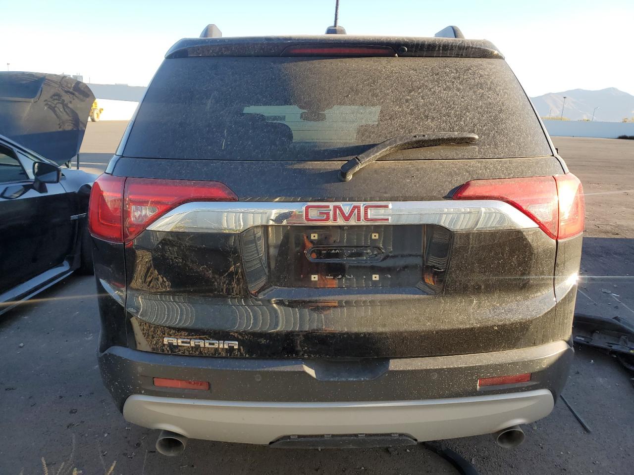 1GKKNMLS4JZ145624 2018 GMC Acadia Slt-1