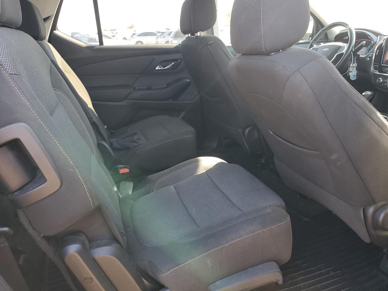2020 Chevrolet Traverse - Image 11