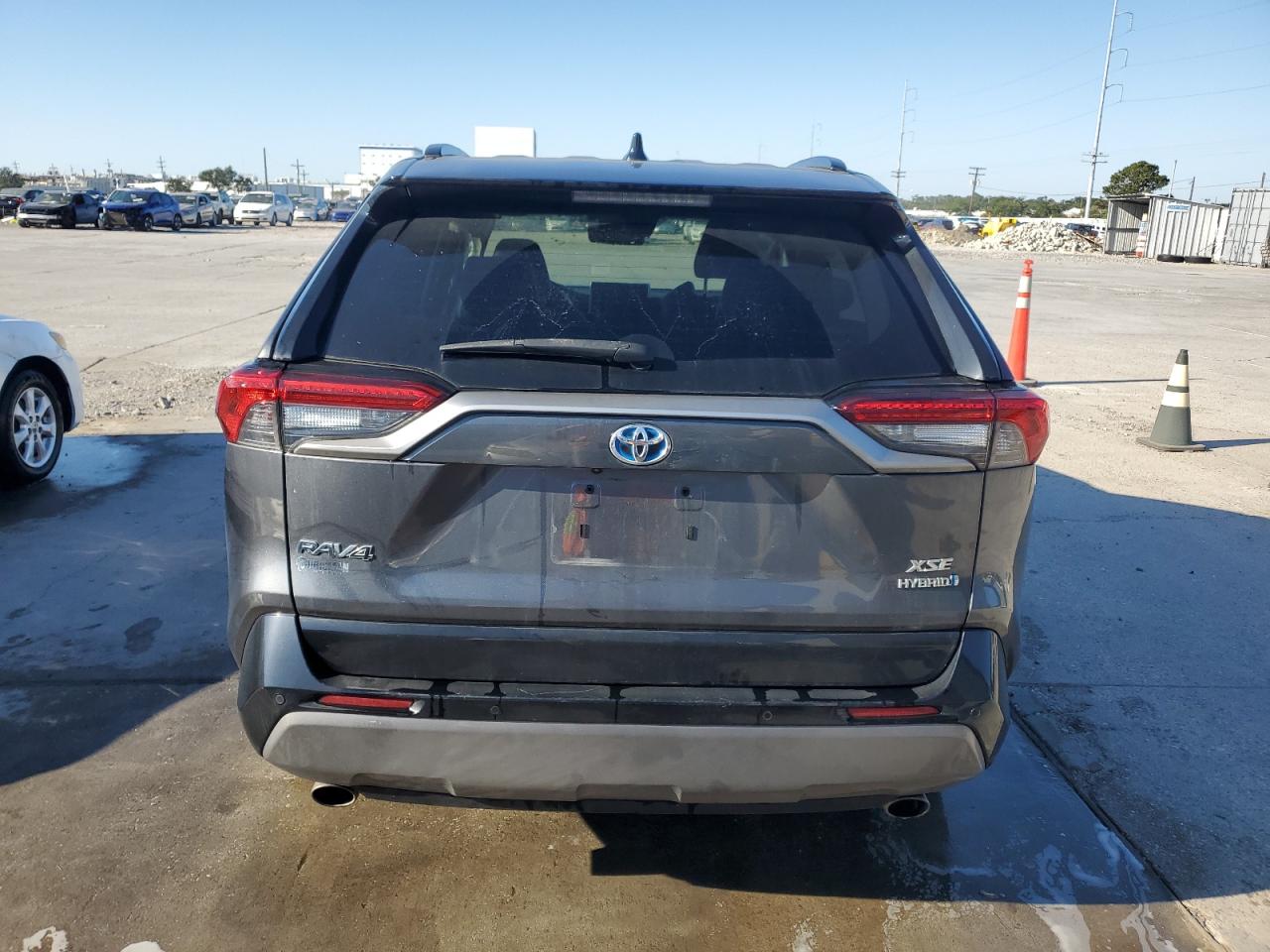 2020 Toyota Rav4 Xse VIN: 4T3EWRFV2LU003963 Lot: 75477124