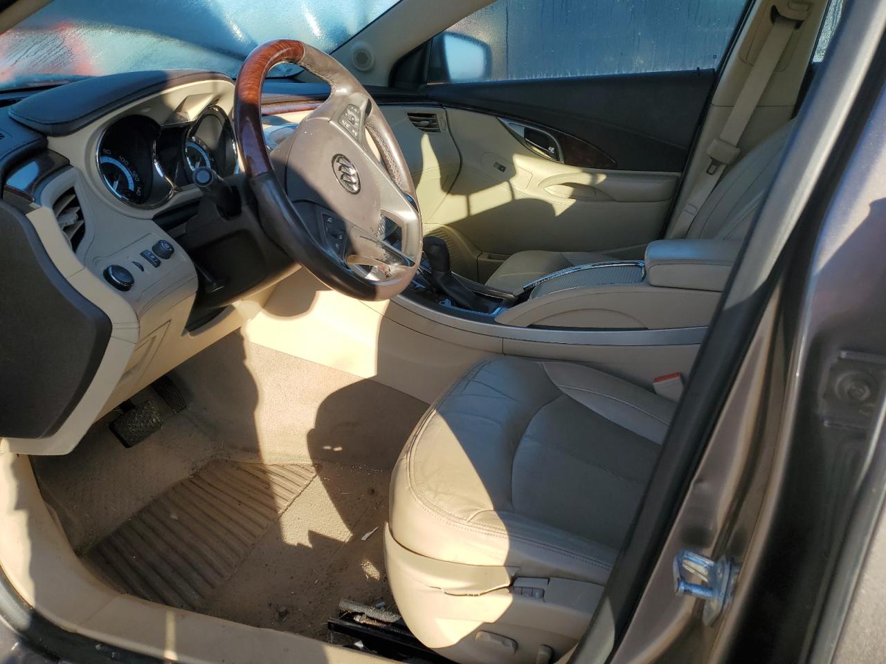2011 Buick LaCrosse - Image 7