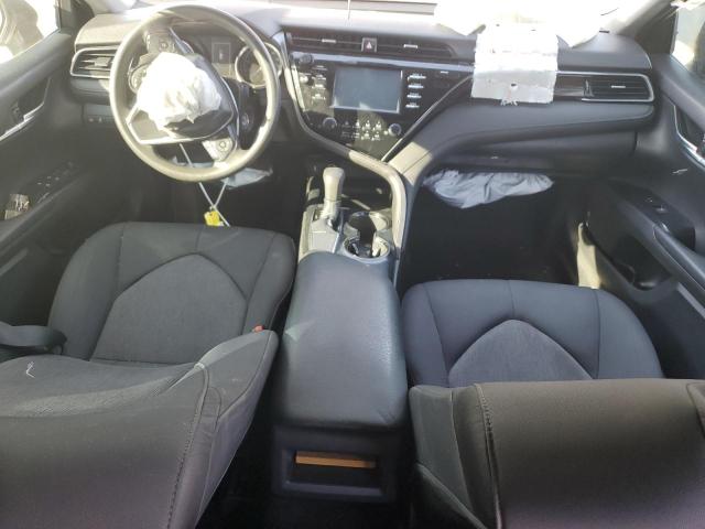  TOYOTA CAMRY 2019 Srebrny