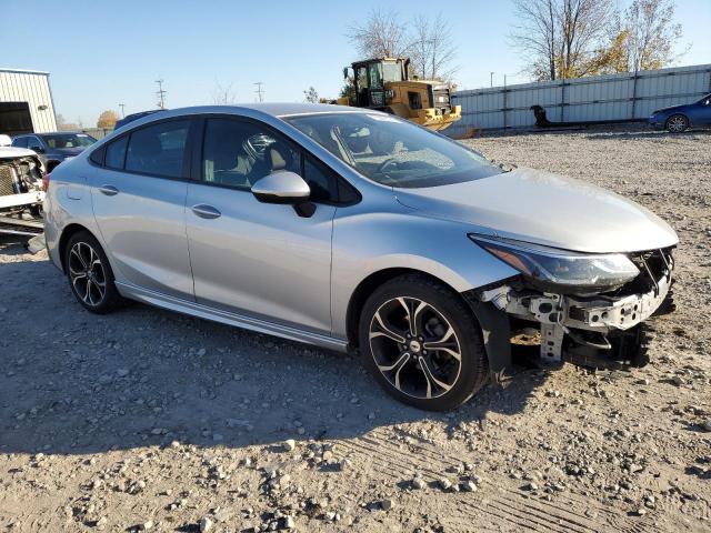  CHEVROLET CRUZE 2019 Srebrny