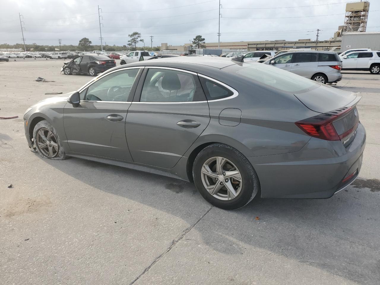 2022 Hyundai Sonata - Image 2