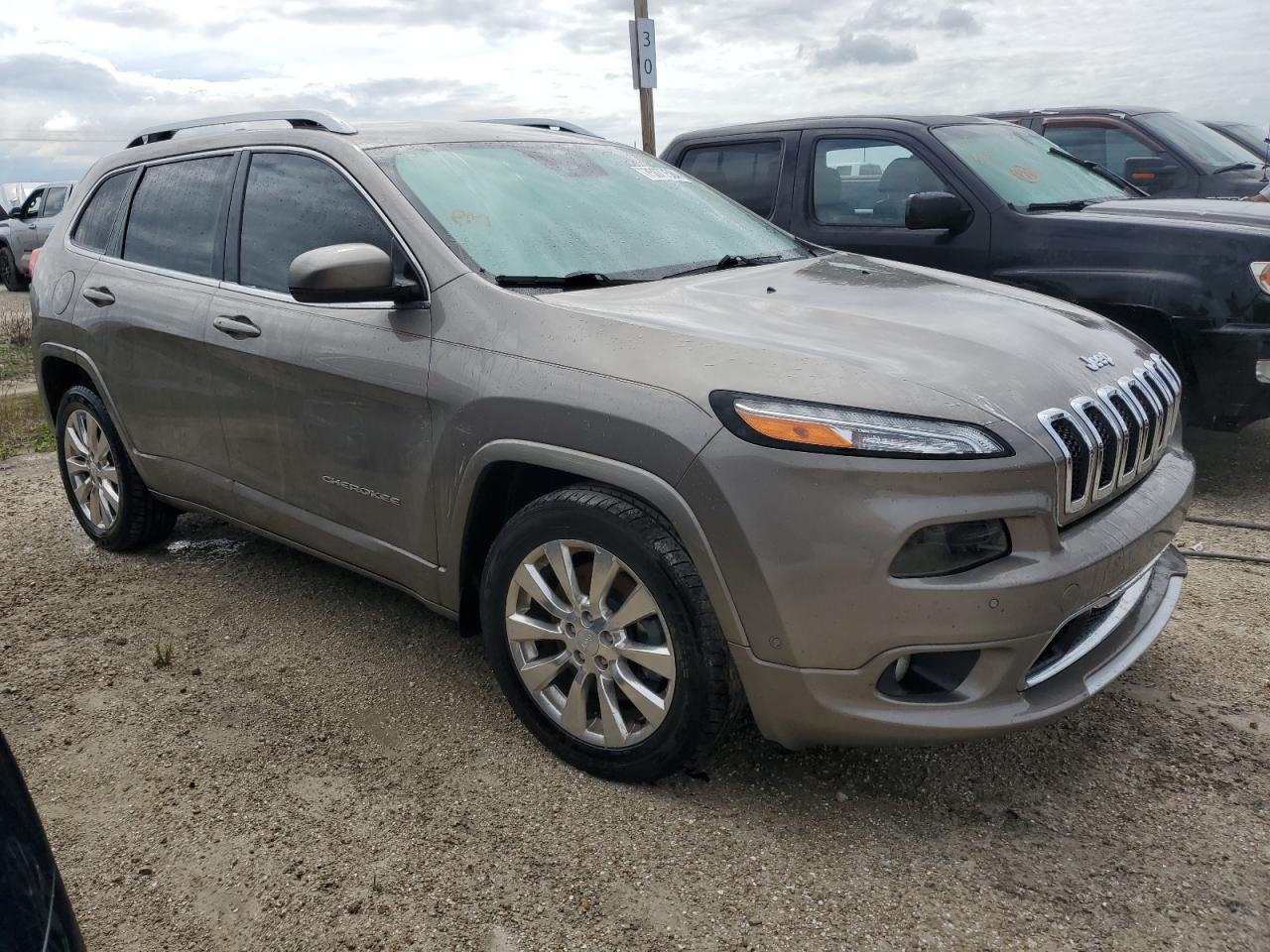 2018 Jeep Cherokee - Image 4