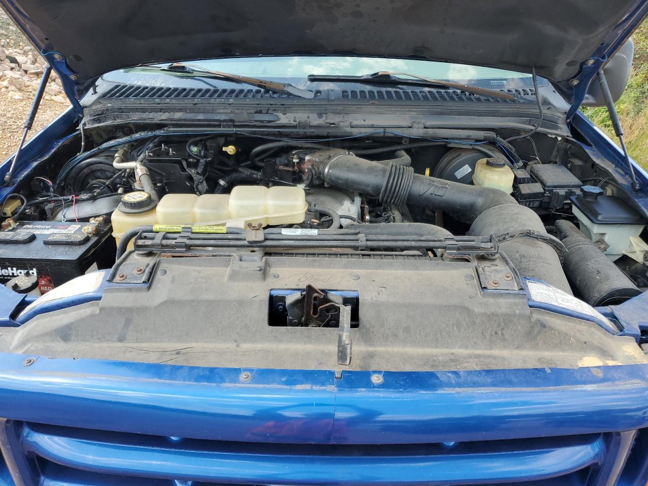 2001 Ford F350 - Image 11