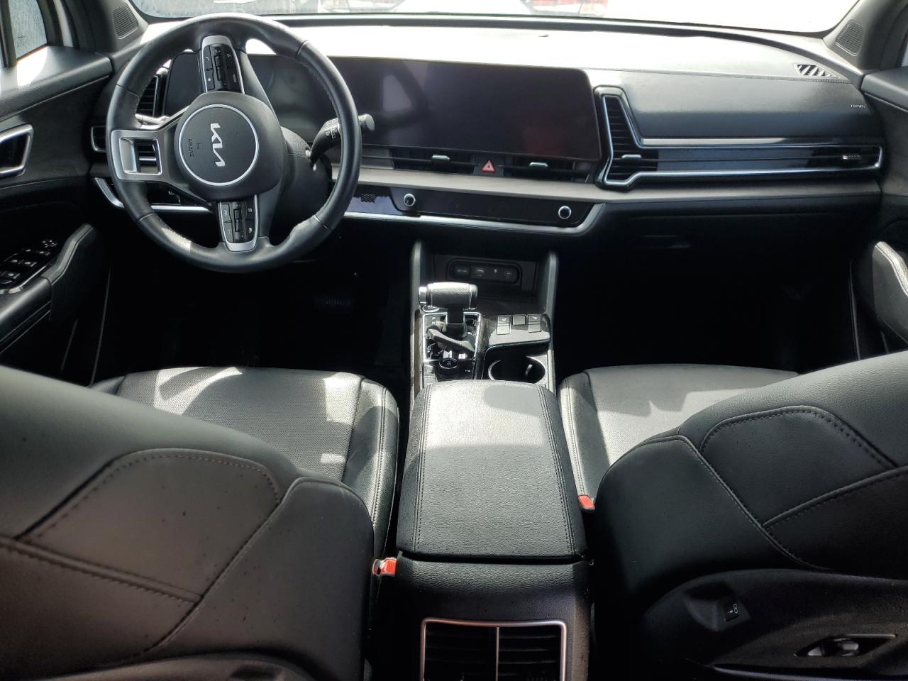 2023 Kia Sportage - Image 8