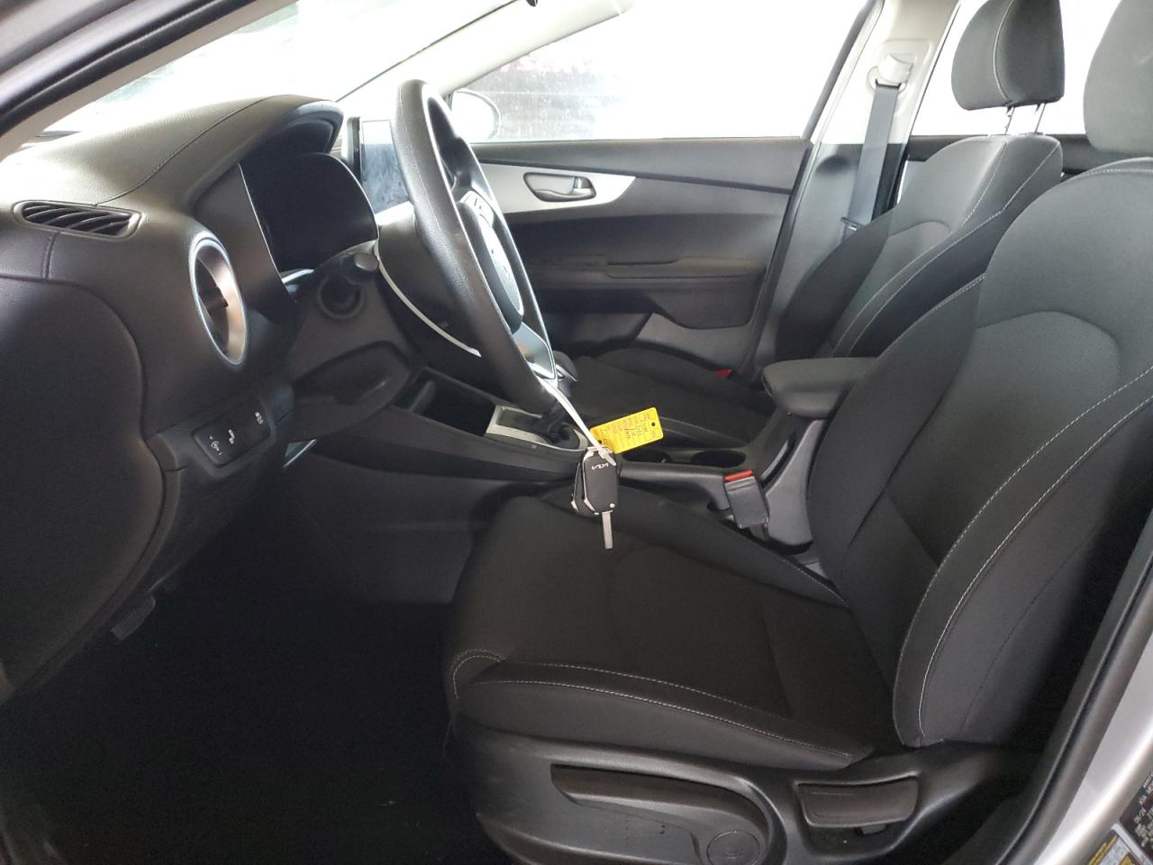 2024 Kia Forte - Image 7