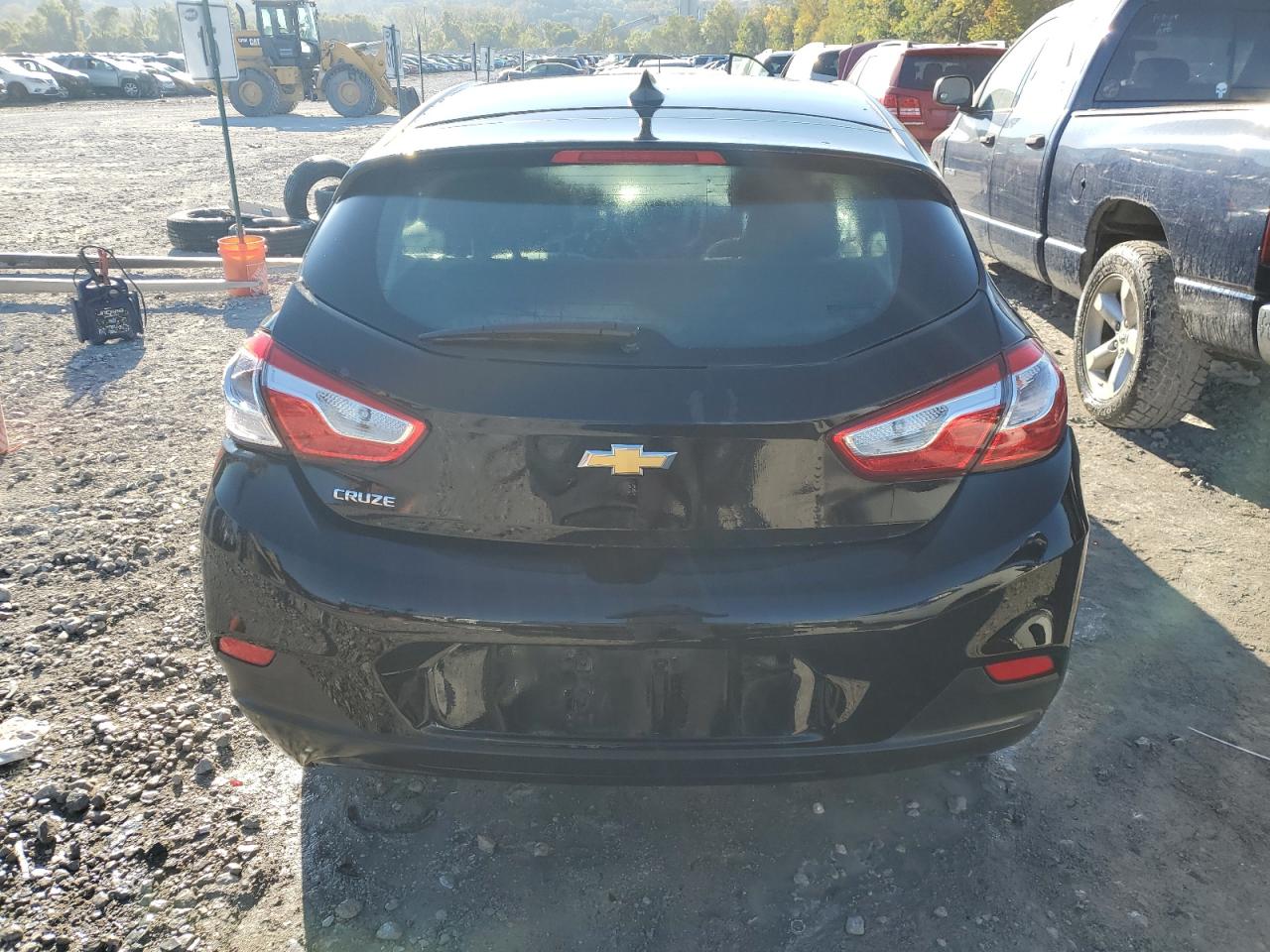 VIN 3G1BC6SM9KS607165 2019 CHEVROLET CRUZE no.6