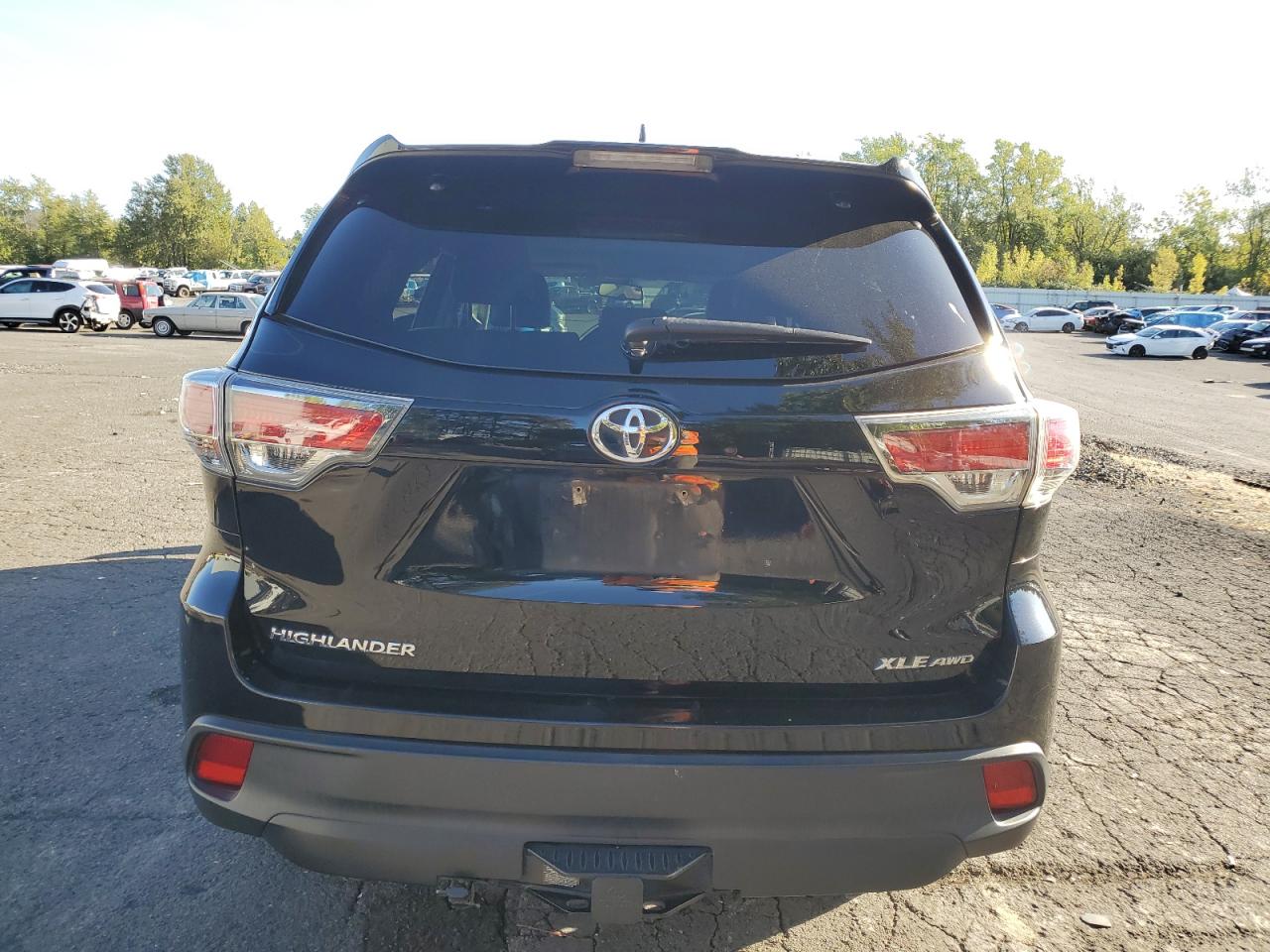 VIN 5TDJKRFH2GS352858 2016 TOYOTA HIGHLANDER no.6