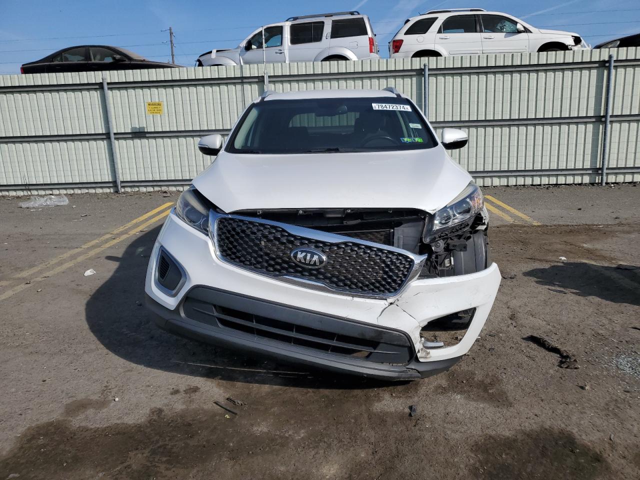 2016 Kia Sorento - Image 5