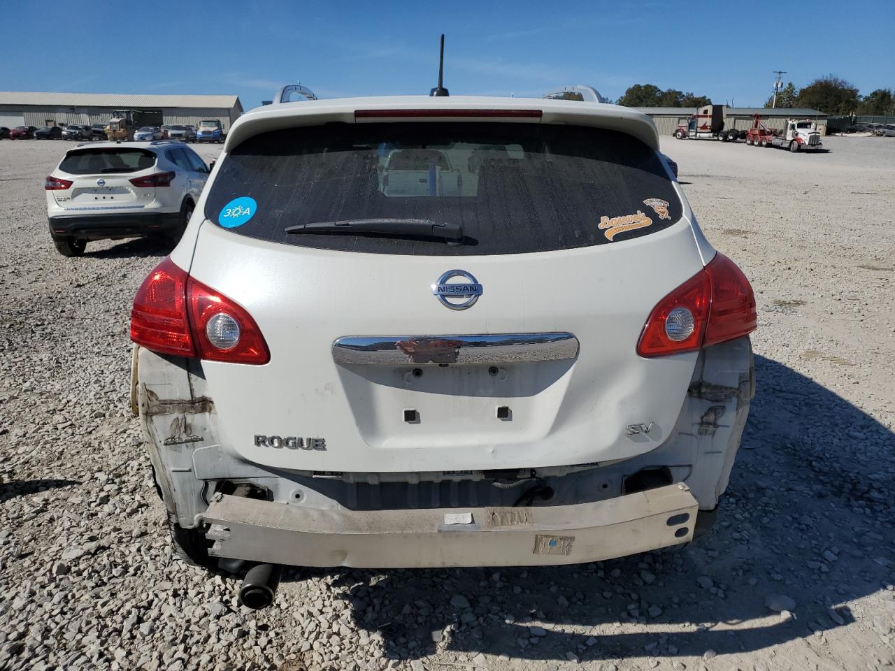 2011 Nissan Rogue S VIN: JN8AS5MT2BW182398 Lot: 77205744