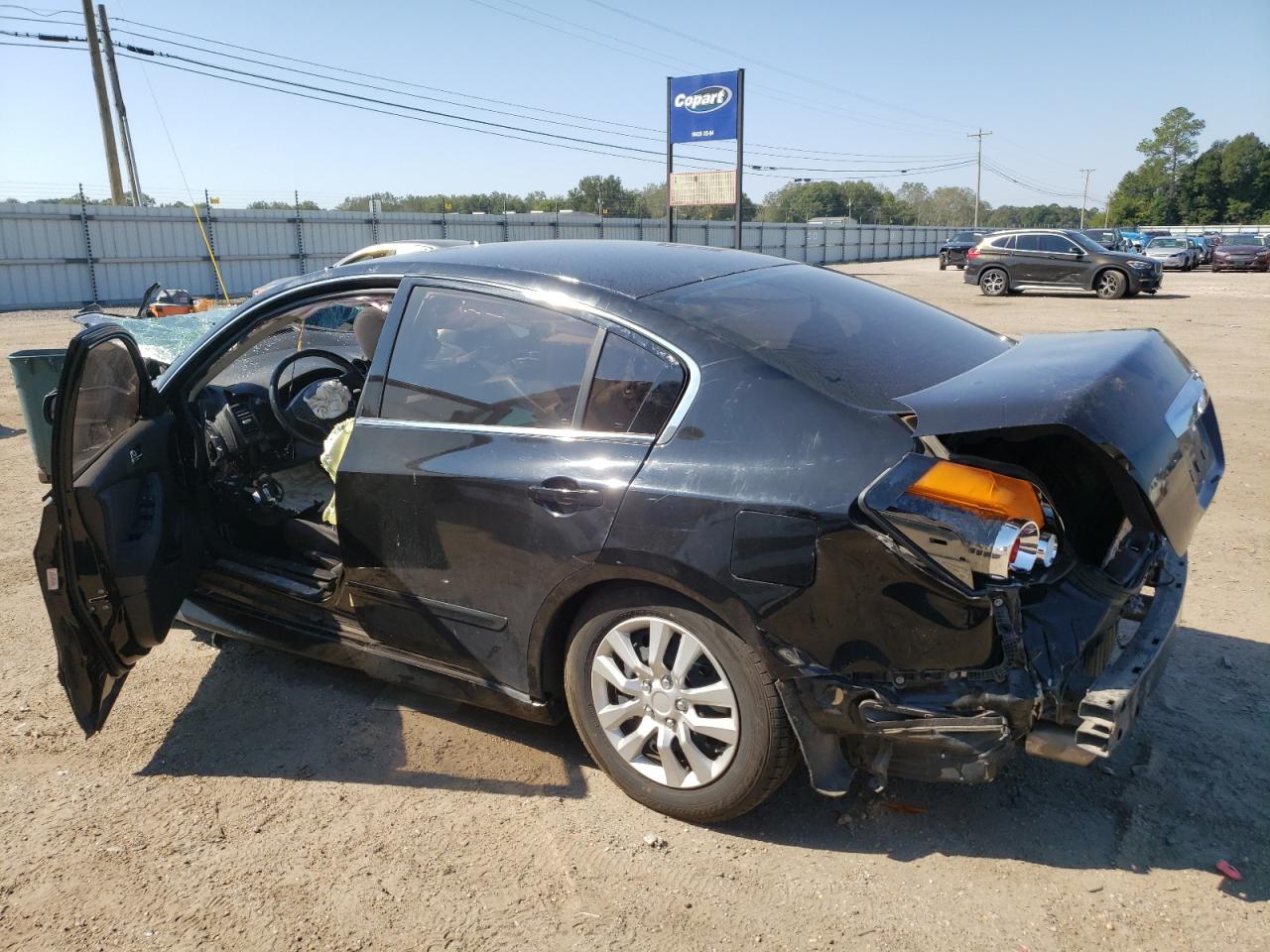 2012 Nissan Altima - Image 2