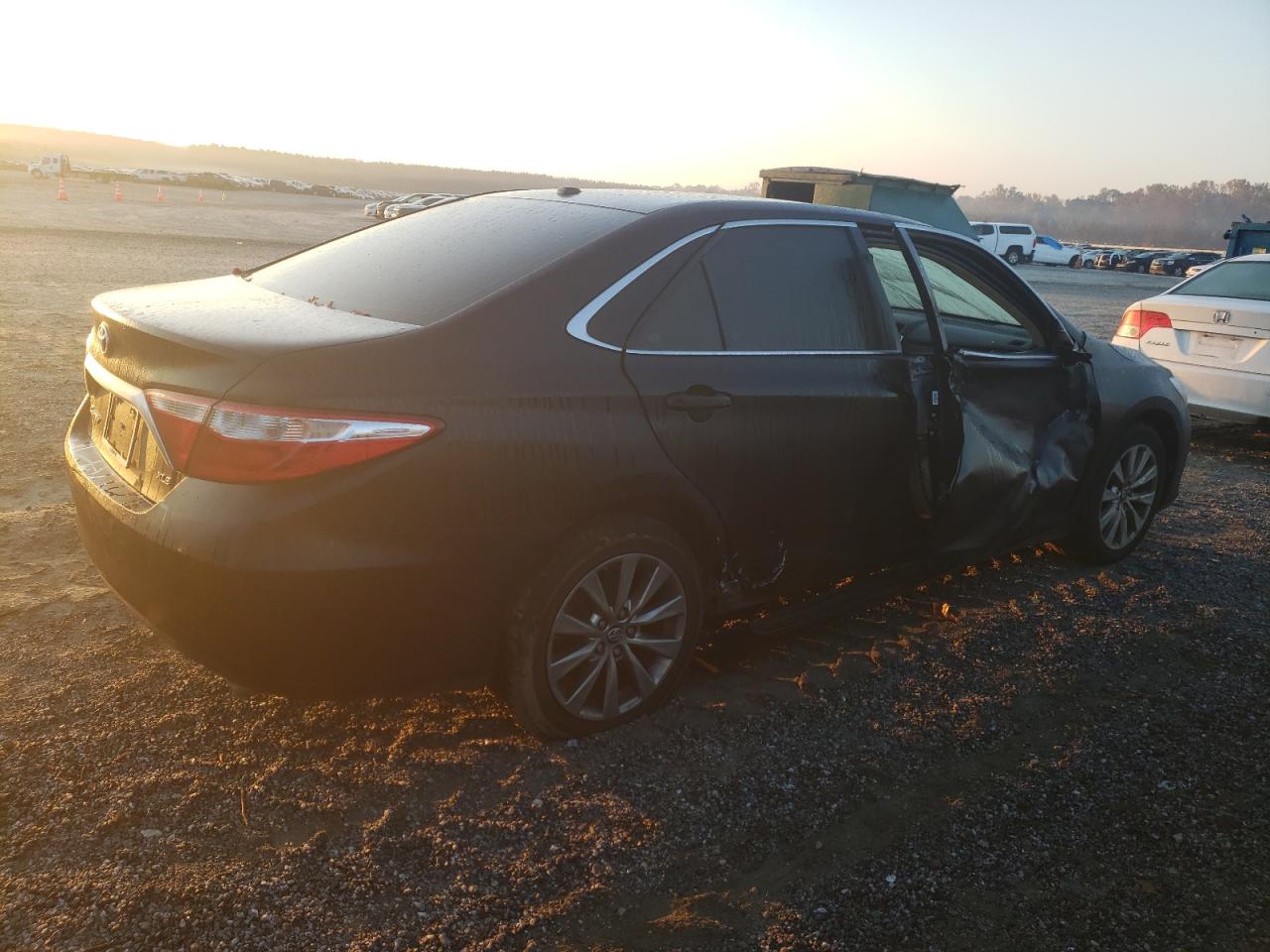 2017 Toyota Camry - Image 3