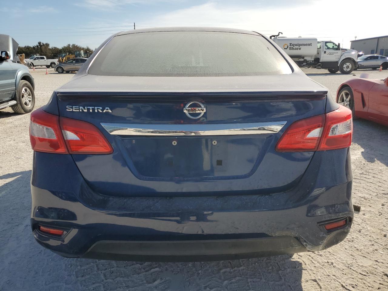 2018 Nissan Sentra - Image 4