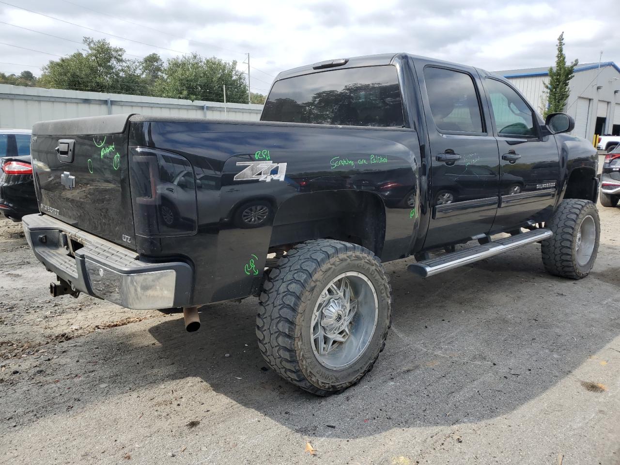 2012 Chevrolet Silverado - Image 3