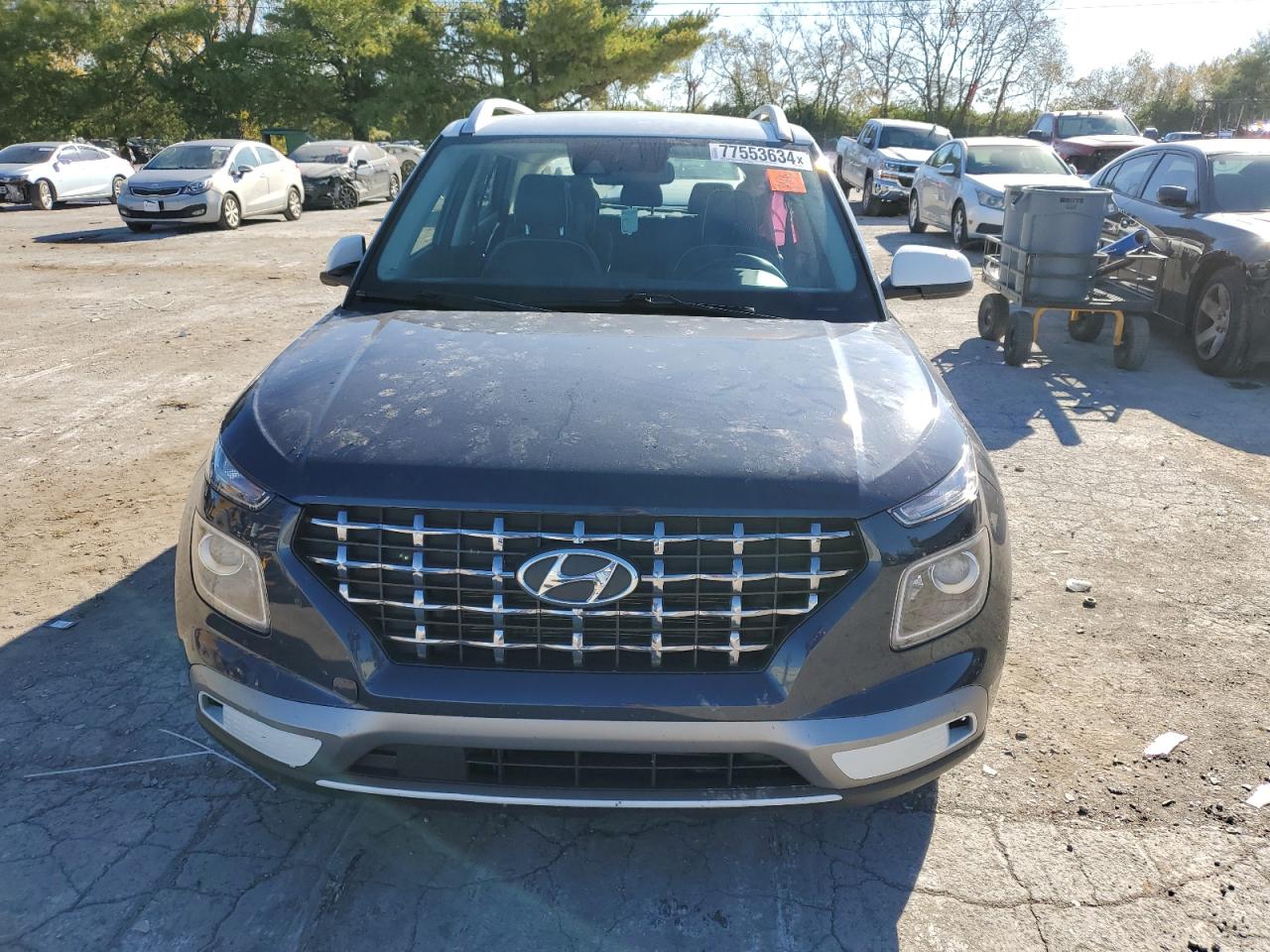 2022 Hyundai Venue - Image 5