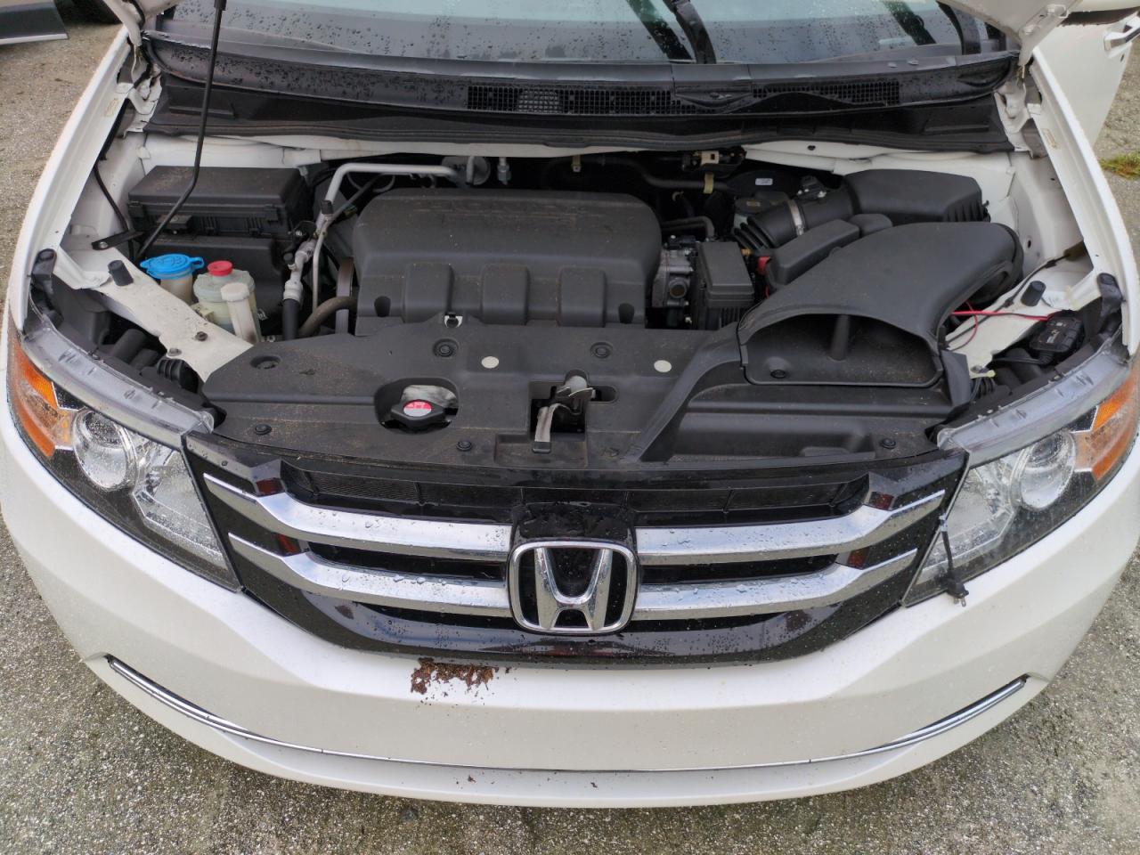 2014 Honda Odyssey - Image 12