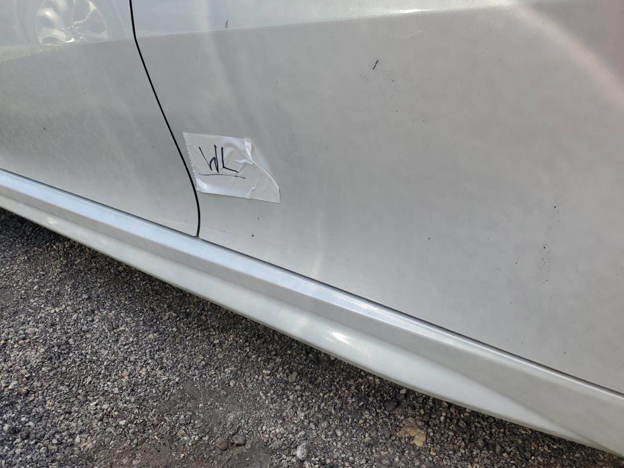 2019 Toyota Camry - Image 12