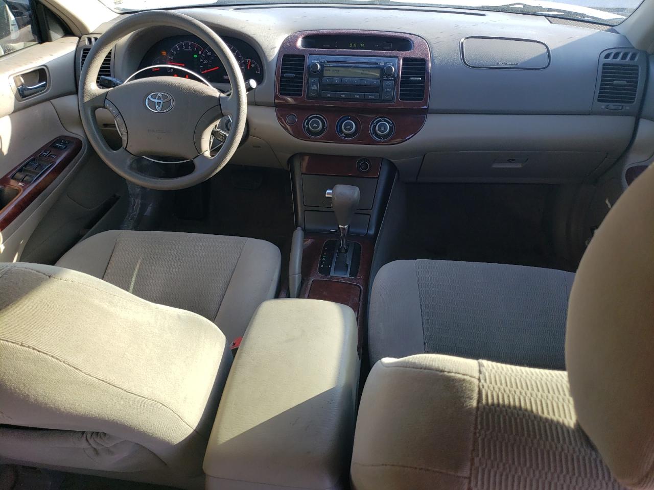 2005 Toyota Camry - Image 8