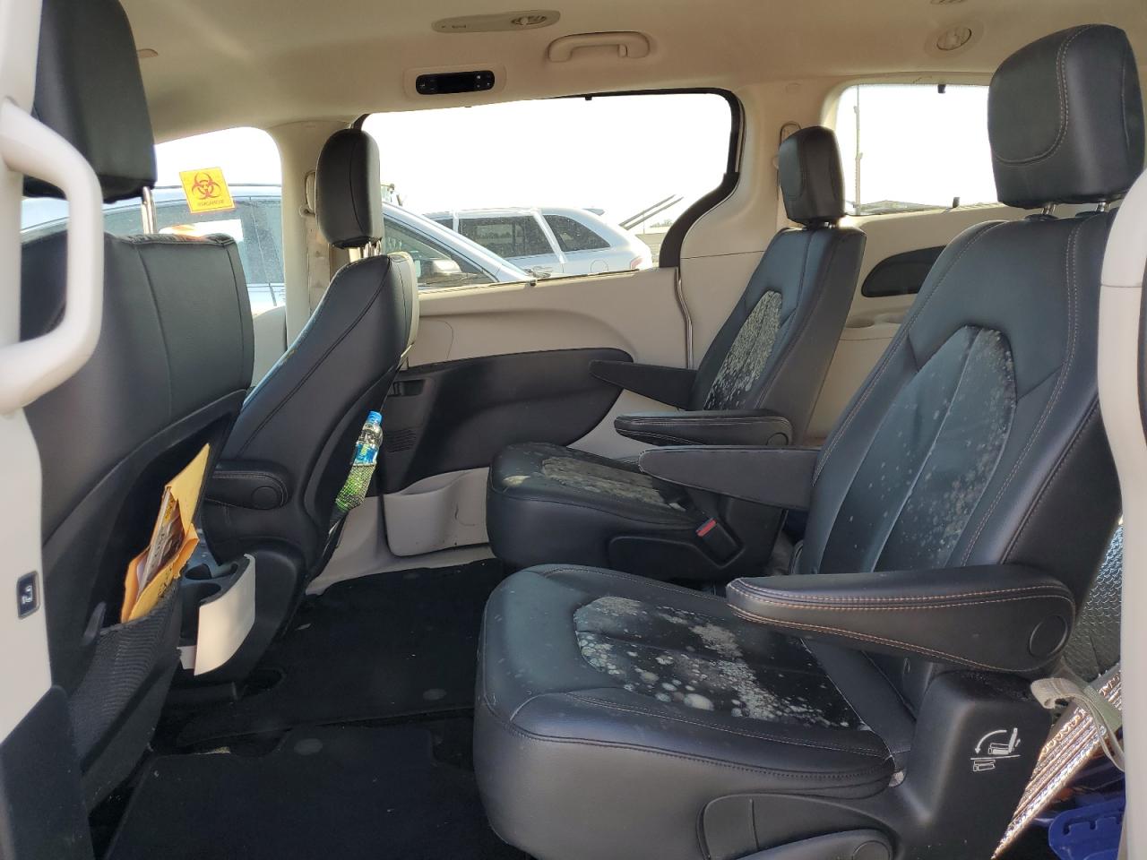 2017 Chrysler Pacifica Touring L VIN: 2C4RC1BG9HR576167 Lot: 75102874