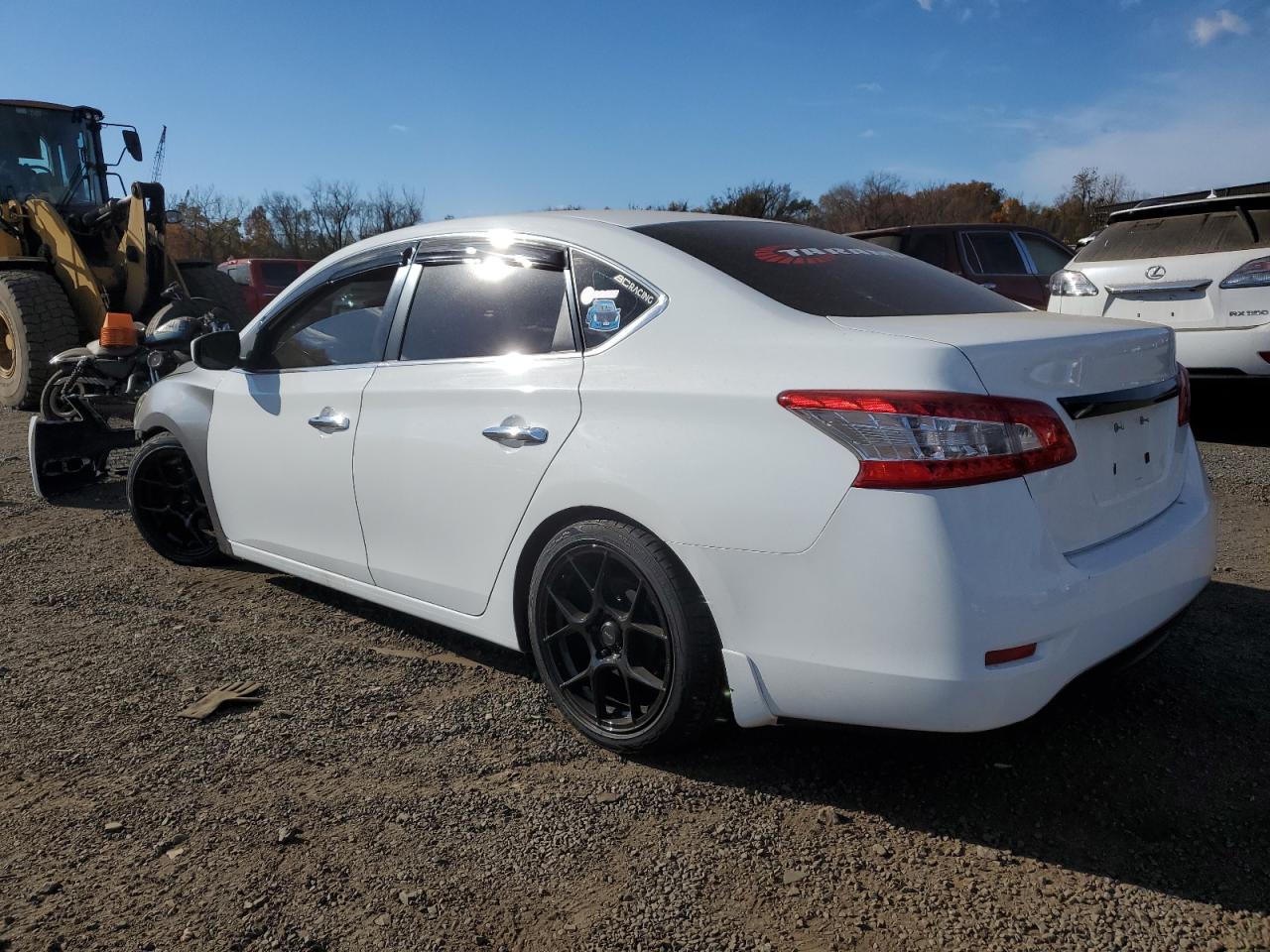 2015 Nissan Sentra - Image 2