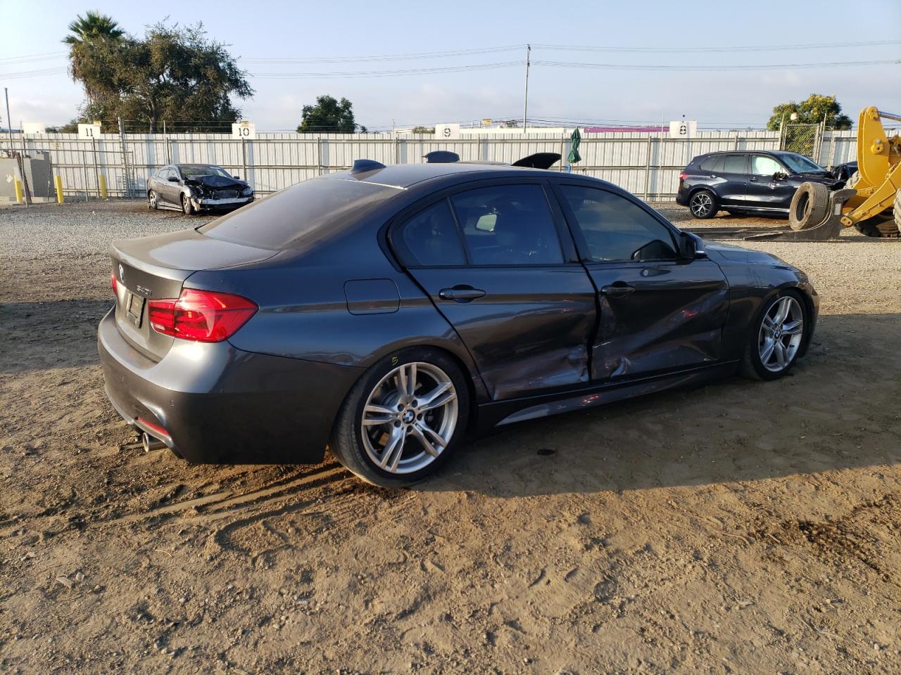 VIN WBA8B3C39HK777567 2017 BMW 3 SERIES no.3