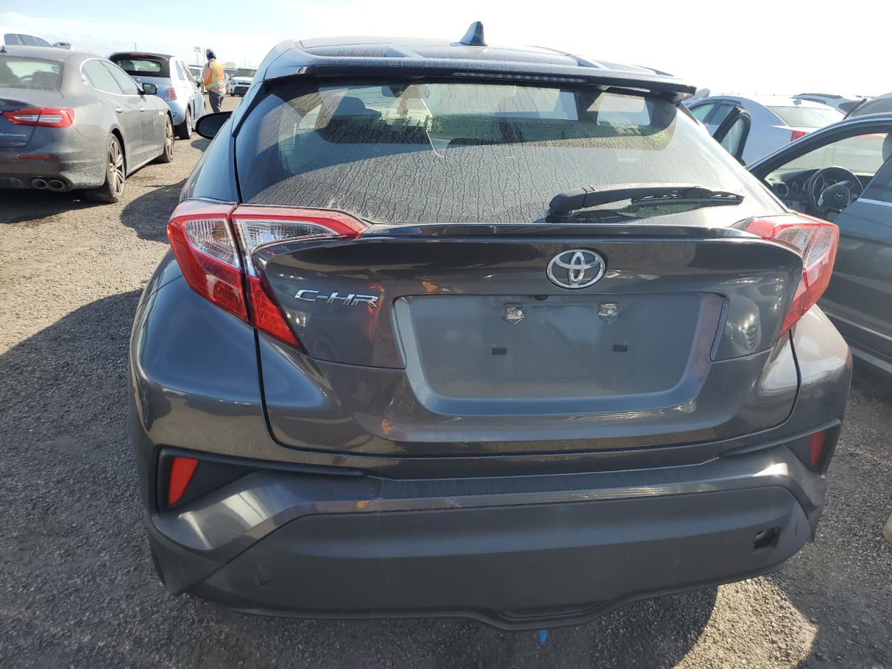 JTNKHMBX2L1071388 2020 Toyota C-Hr Xle