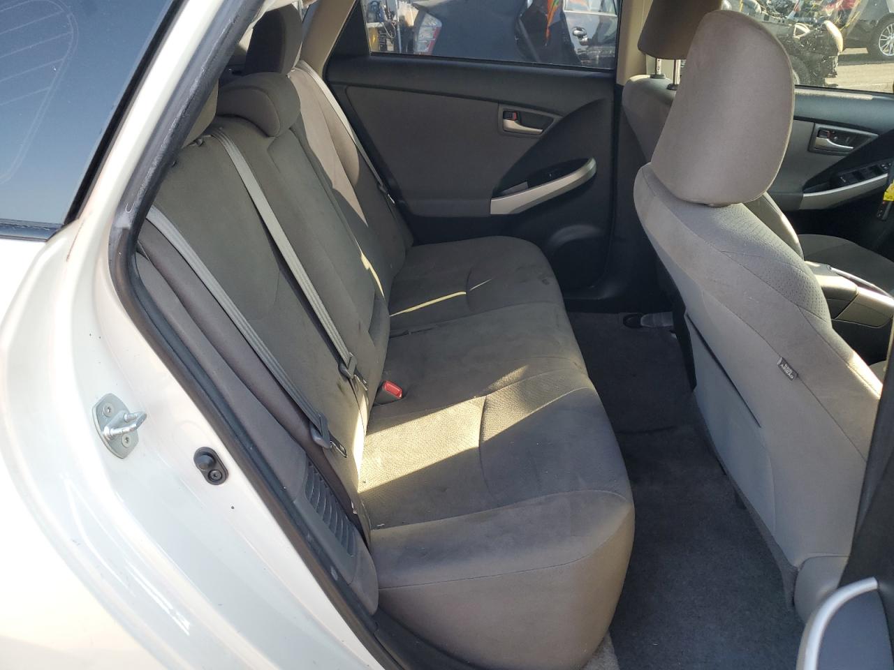 JTDKN3DU4F0460750 2015 Toyota Prius JTDKN3DU4F0460750 2015 Toyota Prius